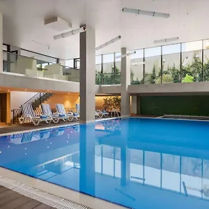 מלון Ramada By Wyndham Old, טביליסי