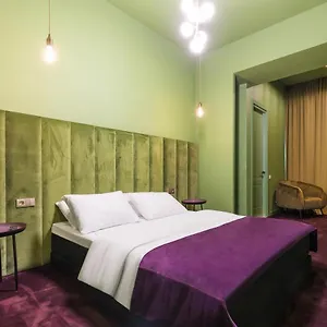 Freeze Hotel